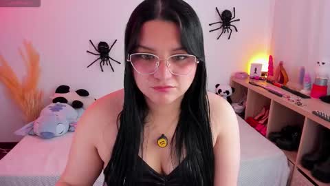 i am Cat  online show from October 14, 5:26 pm