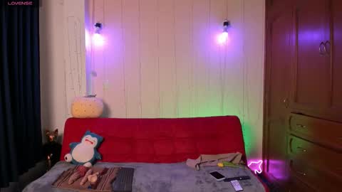 Giovanna online show from March 25, 1:00 am