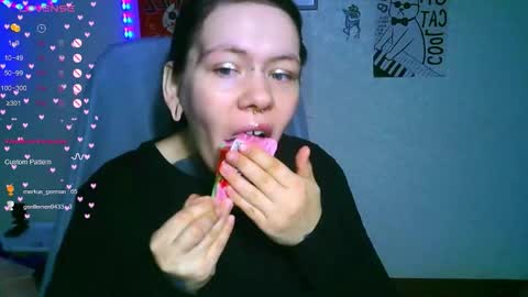 the_ice_owl online show from November 27, 5:43 am