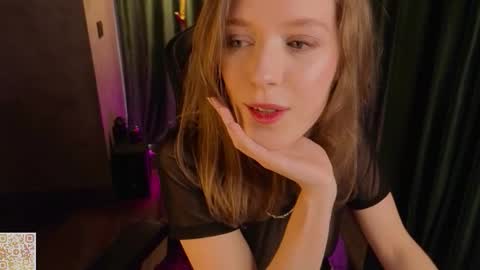 Emma 3 online show from February 2, 10:58 am