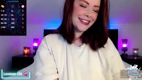 thecrystalcream online show from April 7, 5:04 pm