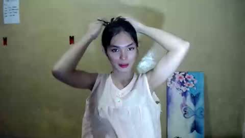 thegirlyouneedxoxo online show from February 24, 2:00 am