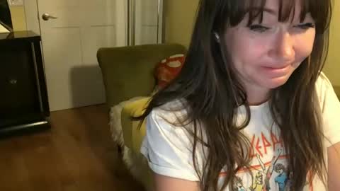 Cach Nelson online show from November 14, 8:47 am