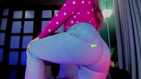 Rosie  online show from November 12, 10:08 pm