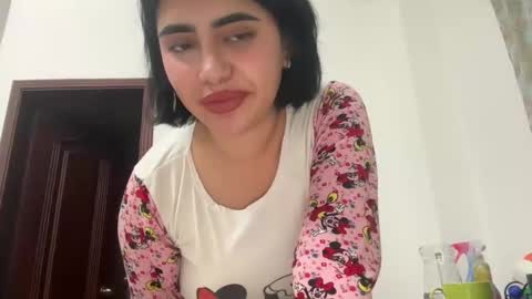 Snapshot of therealcamilabaddie chatting on February 19, 4:55 am therealcamilabaddie online show from February 19, 4:55 am