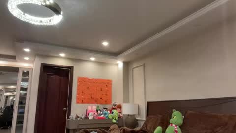 Snapshot of therealcamilabaddie chatting on October 16, 2:47 am therealcamilabaddie online show from October 16, 2:47 am