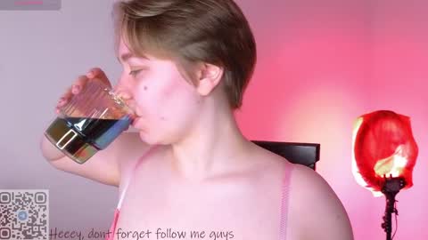 Lucia online show from March 14, 9:10 am