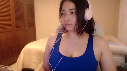 Mai online show from December 18, 9:52 pm