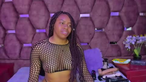 thiana_taylor online show from November 13, 11:26 pm