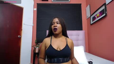 thickeebonyy online show from February 28, 7:56 pm