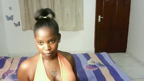 thickiie online show from September 18, 9:57 pm