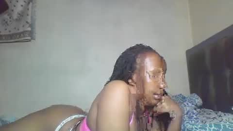 thickymamii online show from May 17, 9:03 pm