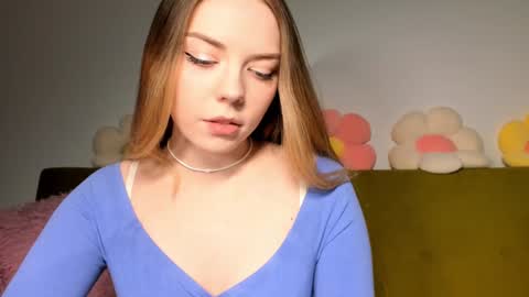 Snapshot of thisisamelia chatting on January 27, 4:54 pm Amelia  shows on mondays fridays and sundays  if anything changes im giving updates on my fansly  online show from January 27, 4:54 pm