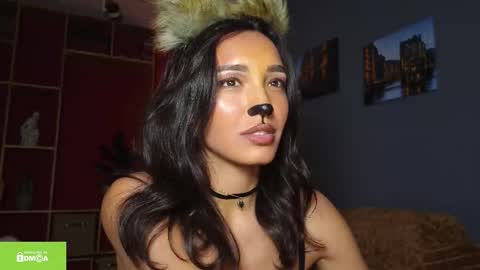 Snapshot of tia_j chatting on October 30, 6:42 pm tia_j online show from October 30, 6:42 pm