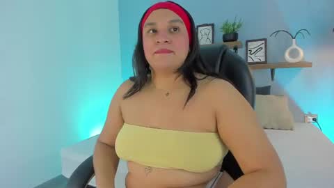 Tiana Corts online show from June 18, 2:46 am
