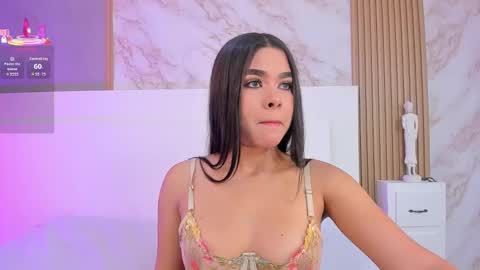 tianaglow4 online show from November 16, 11:32 am