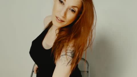 Snapshot of tiannarae chatting on February 9, 3:11 am TIANNA online show from February 9, 3:11 am