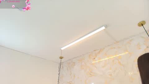 Tifani brown online show from February 5, 12:19 pm