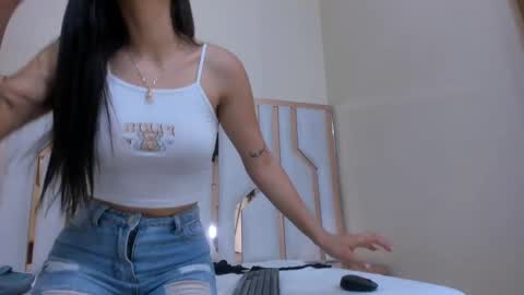    online show from January 11, 9:04 pm