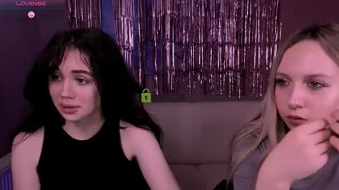 Tif online show from February 24, 8:29 pm