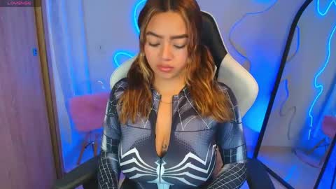 Tiffany Lopez online show from April 16, 3:07 am