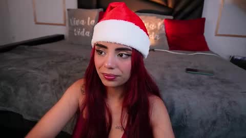 tiffany_sander online show from December 3, 9:28 pm