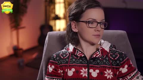 tiffanyriox online show from January 18, 2:47 am