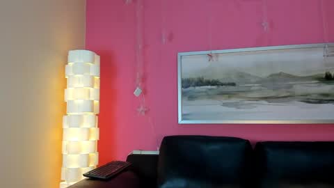 Stefany Suarez online show from February 3, 1:08 pm