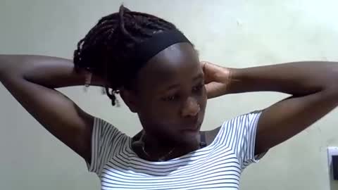 tight_pussie online show from April 4, 2:32 am