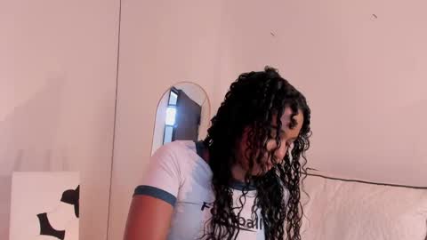 T I N A online show from April 24, 4:43 pm