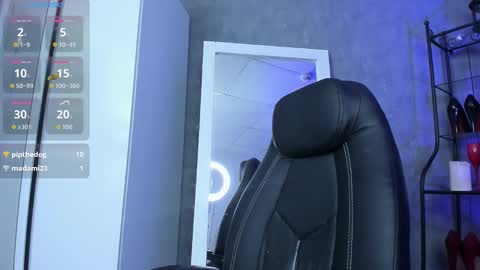 Tina Tayllor MY SHEDULEMondayTuesdayWednesday FridaySaturdaySunday online show from October 26, 8:37 pm