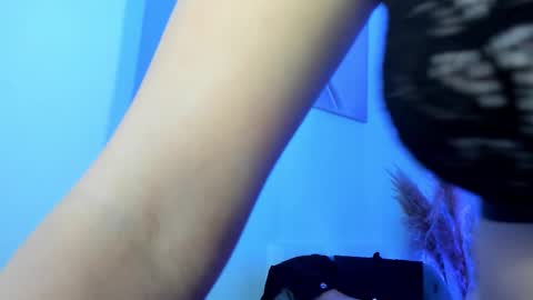 Snapshot of tinaajones_ chatting on October 24, 6:31 am Tina online show from October 24, 6:31 am