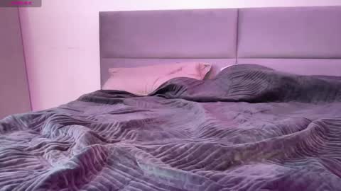 Polly online show from February 7, 8:11 am