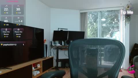 Tiny Caroline online show from November 25, 11:27 pm