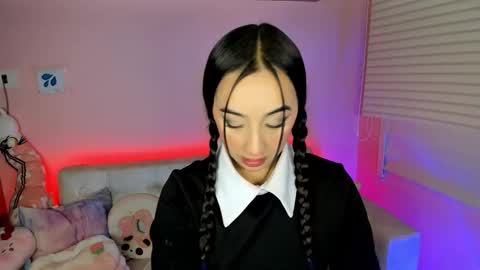 tiny_cora online show from March 27, 5:02 pm