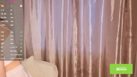 Lily online show from November 25, 6:37 am