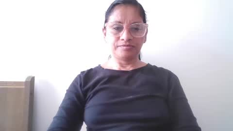 Snapshot of titssmall123 chatting on December 25, 2:13 pm Ester online show from December 25, 2:13 pm