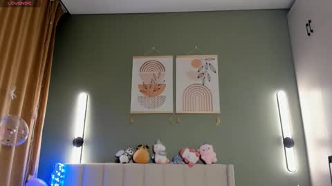 Toki online show from November 18, 1:28 am