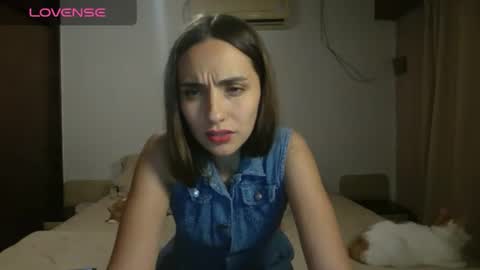 Flor online show from March 14, 2:12 am