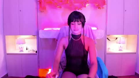 KAELANI online show from May 23, 4:33 am