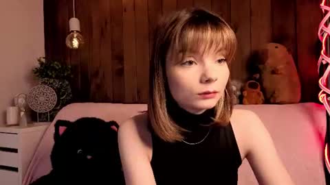 Melissa online show from July 15, 8:13 pm