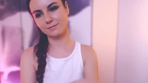 Elizabeth online show from January 25, 7:38 pm