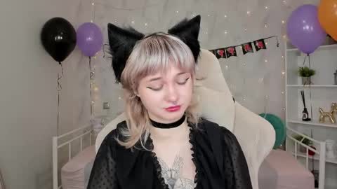 Snapshot of tori_cutie chatting on October 23, 1:44 am Tori online show from October 23, 1:44 am