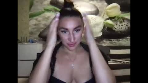 Snapshot of tosyna07555 chatting on September 18, 9:13 pm tosyna07555 online show from September 18, 9:13 pm