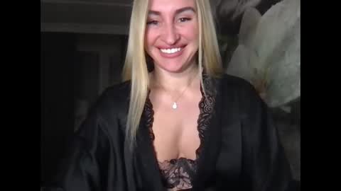 Snapshot of tosyna07555 chatting on February 27, 9:36 pm tosyna07555 online show from February 27, 9:36 pm