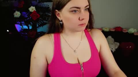 Snapshot of touch_m3 chatting on February 11, 2:57 am   online show from February 11, 2:57 am