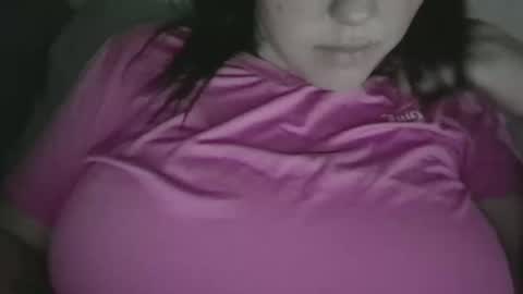 toxicanikki online show from April 20, 8:50 am