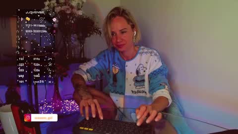 Hey my name is Kiri Kiri online show from January 31, 9:16 pm