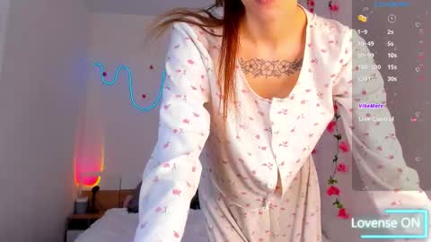 Ariana and Erik online show from November 16, 1:33 pm