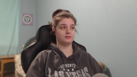 TreeJeanne online show from March 11, 5:46 pm